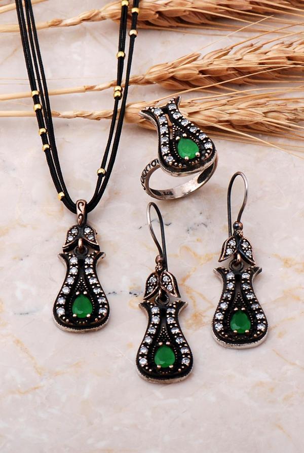Kök Zümrüt Taşlı Lale Tasarımlı Gümüş Set 373 - Image 1