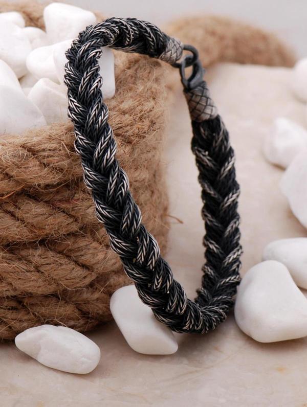 Kazaziye İşlemeli 21 Cm Örgü Gümüş Erkek Bileklik 3886 - Image 1