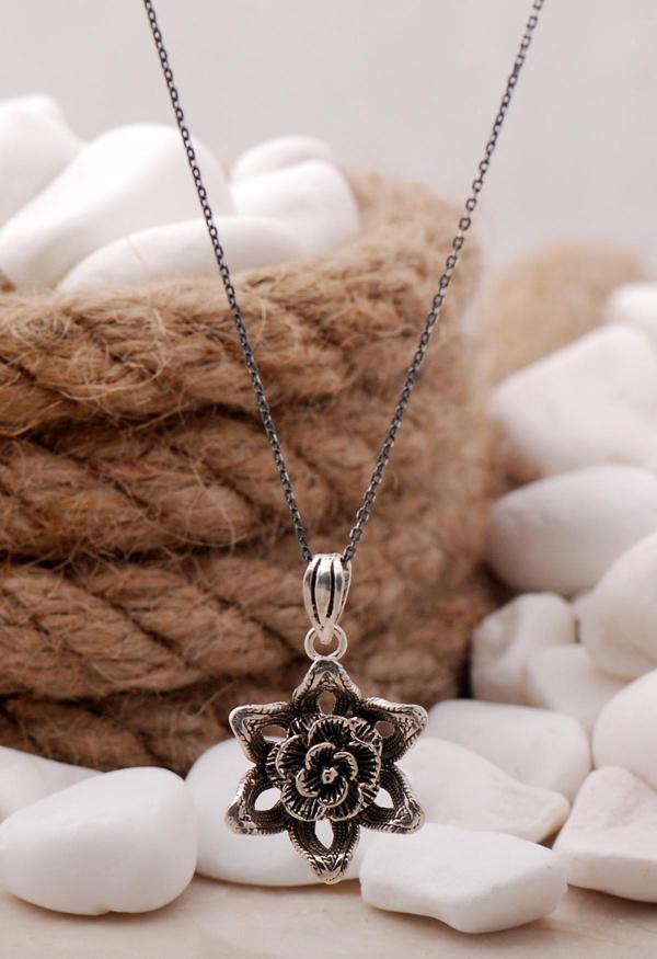Telkari İşlemeli Lotus Gümüş Kolye 122 - Image 1