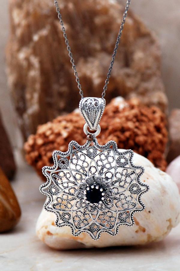 Telkari İşlemeli Elişi Gümüş Kolye 6760 - Image 1