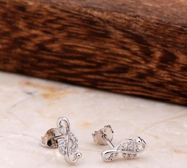 Sol Anahtar Gümüş Küpe 4822 - Image 1