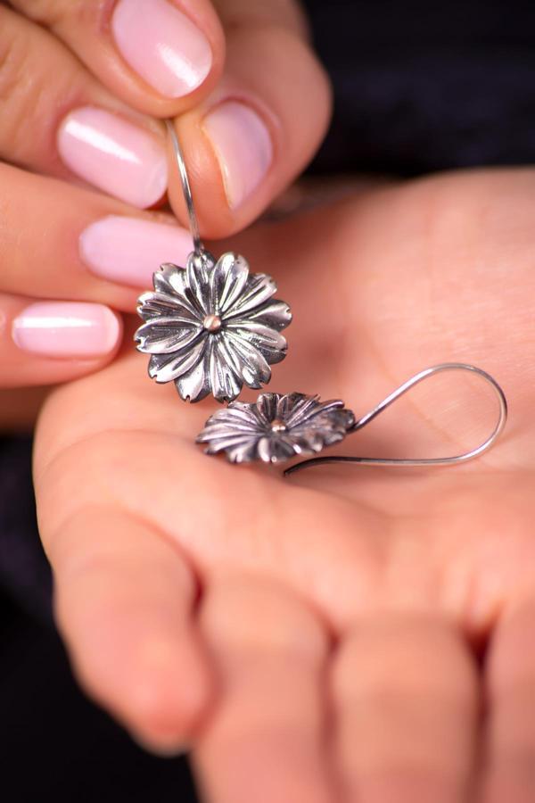 Papatya Elişi Tasarım Gümüş Küpe 4945 - Image 1