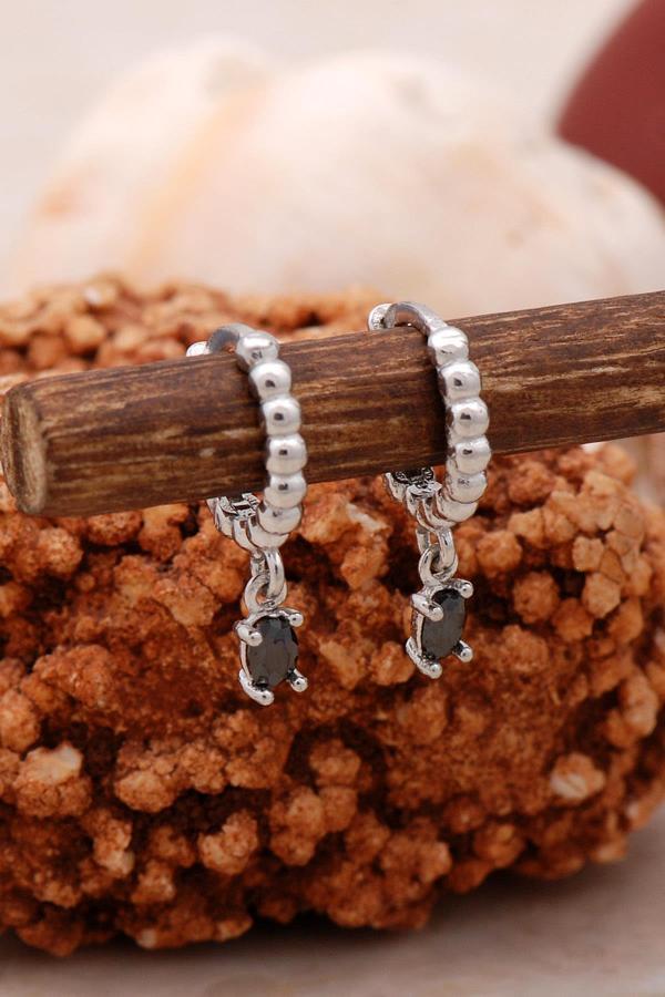 Oniks Tek Taş Rodyumlu Gümüş Küpe 5455 - Image 1