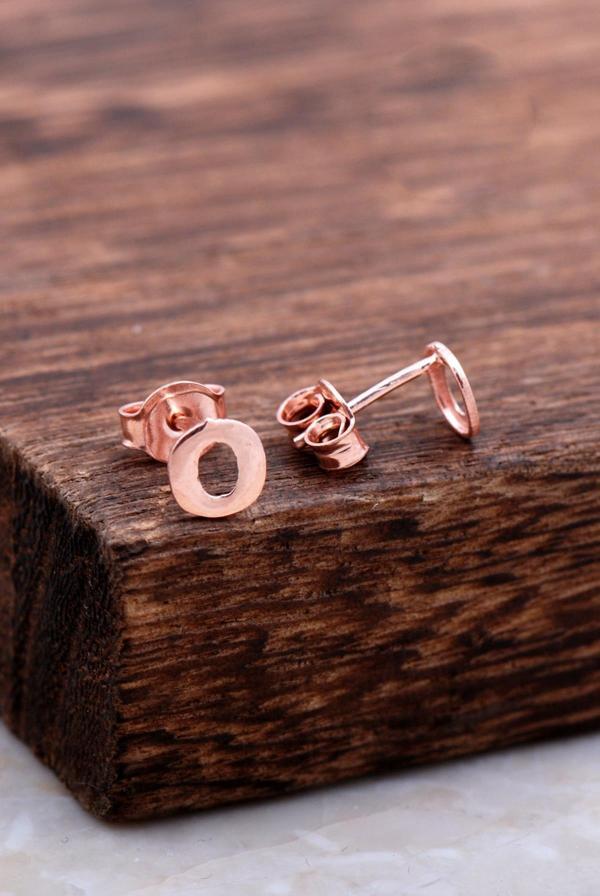 O Harfi Rose Gümüş Küpe 5987 - Image 1