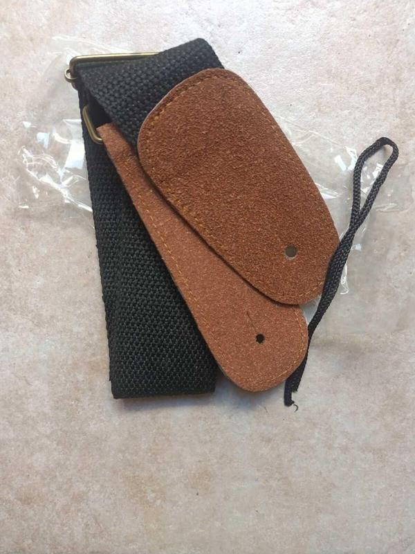 Olive Deri Başlıklı Örme Siyah Gitar Askı Kemeri - Image 1