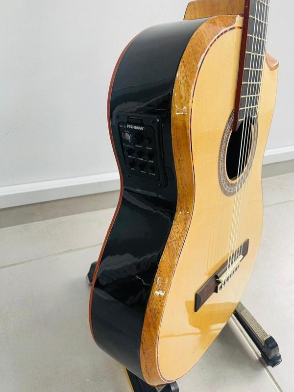 Solares Sct-100Ceq Masif Ful Şekilli El Yapımı Elektro Klasik Gitar - Image 1