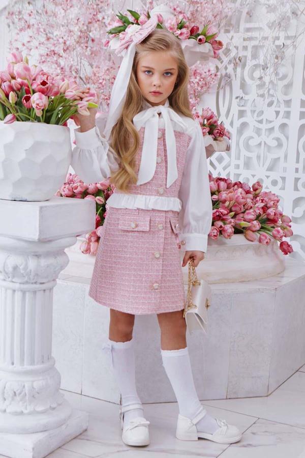 Kız Çocuk Yakası Bağlama Detaylı Kolları Şifon Beli Fırfırlı Üzeri Şanel Kumaş Pembe Elbise - Image 1