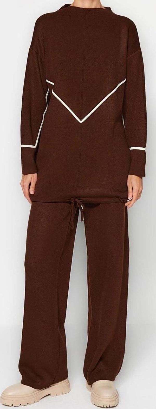 Moda Düz Dik Yaka Düşük Kol Casual Günlük Bağlama Detaylı Çizgili Triko Alt-Üst Takım - Image 1