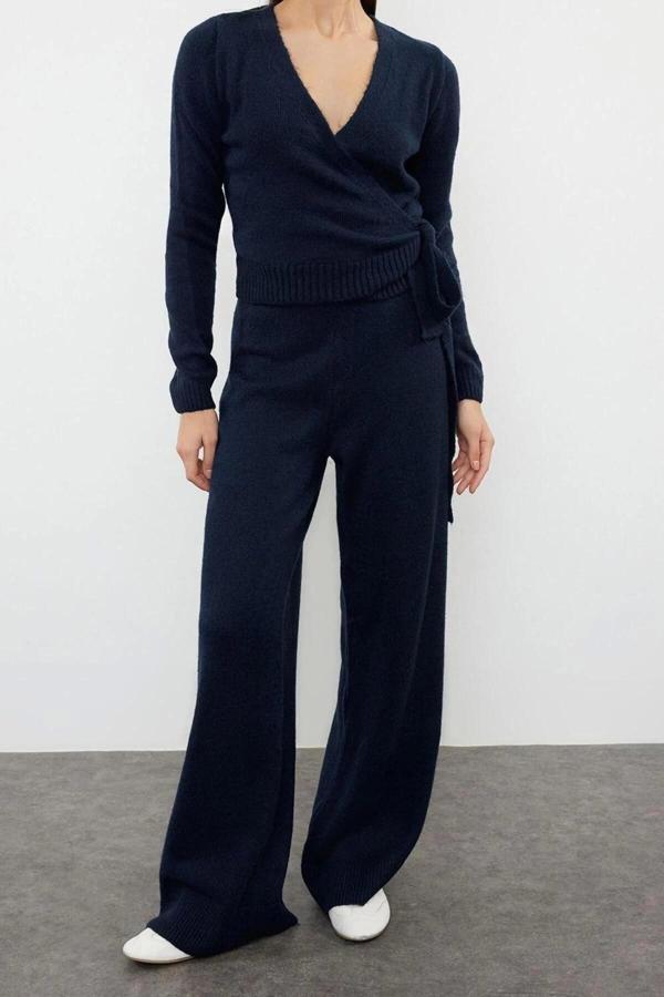 Moda Düz V Yaka Casual Günlük Lila Crop Kruvaze Bağlama Detaylı Triko Alt-Üst Takım - Image 1