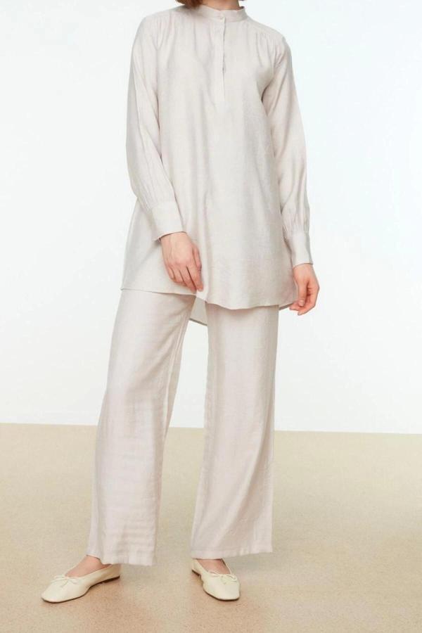 Moda Yüksek Bel Gömlek Yaka Günlük Yarım Gizli Patlı Omuz Detaylı Tunik-Pantolon Dokuma Takım - Image 1