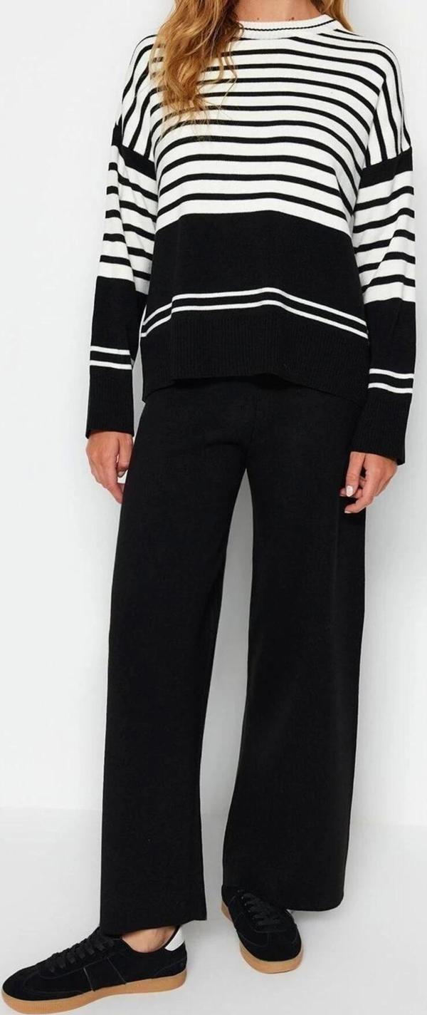 Moda Çizgili Bisiklet Yaka Düşük Kol Casual Günlük Taş Geniş Kalıp Triko Alt-Üst Takım - Image 1