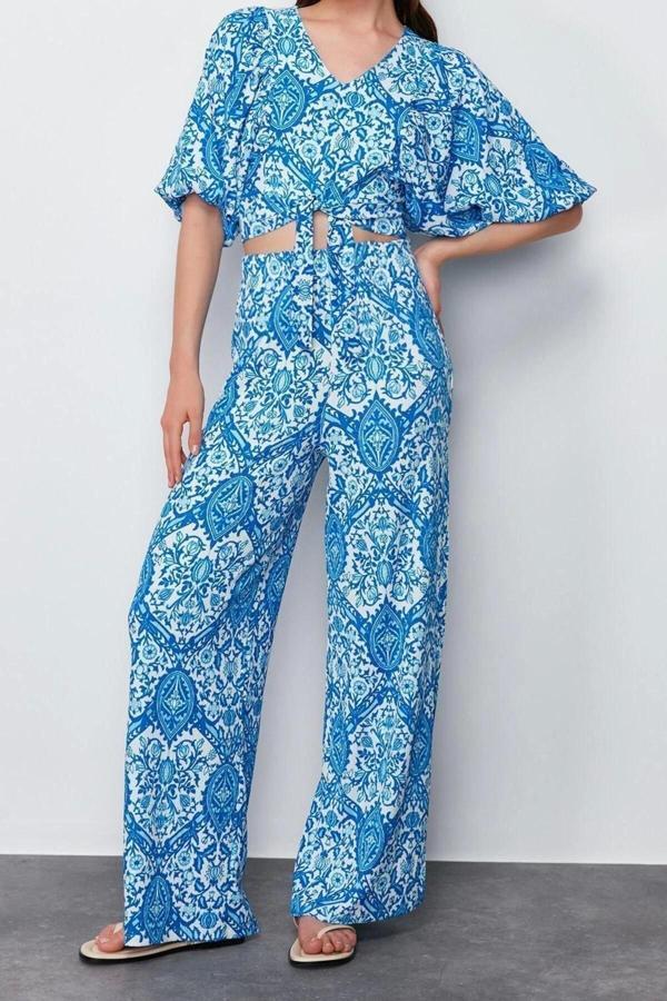 Moda Balon Kol Baskılı V Yaka Balon Kol Relaxed Rahat Kesim Dokulu Esnek Örme Alt-Üst Takım - Image 1