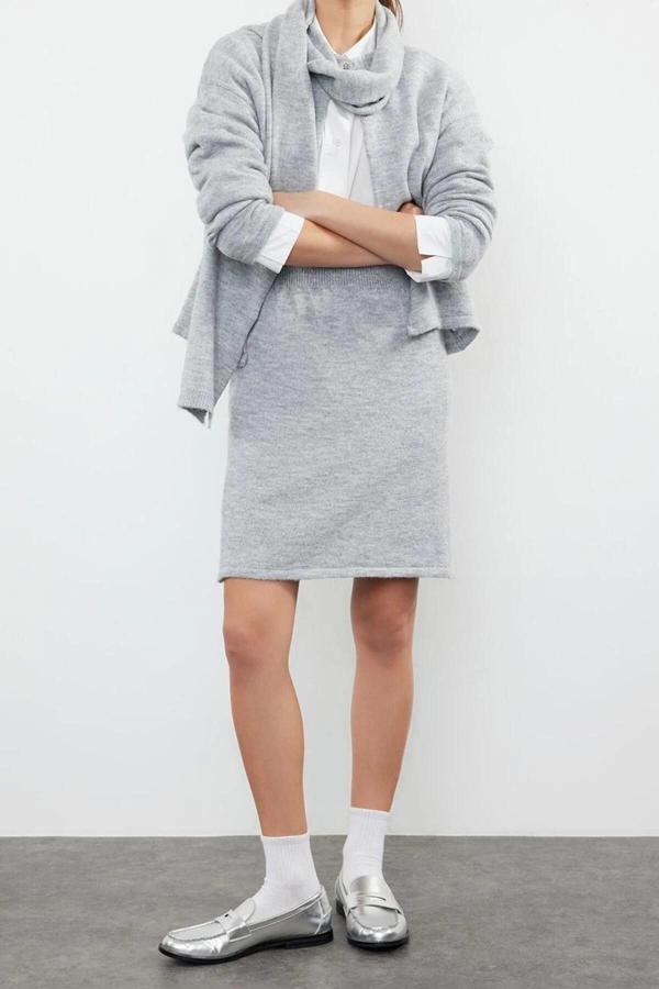 Moda Triko Düz Bisiklet Yaka Casual Günlük Gri Yumuşak Dokulu Atkılı Triko Alt-Üst Takım - Image 1