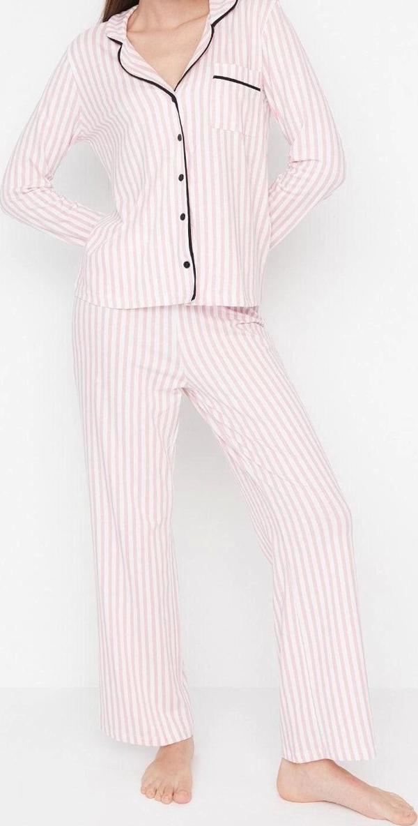 Tarz Rahat Uzun Kollu Geniş Paça %100 Pamuklu Çizgili Biyeli Örme Pijama Takımı - Image 1