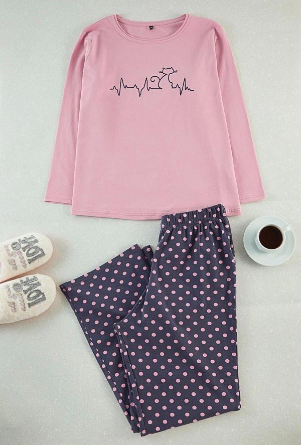 Tarz Rahat Büyük Beden Uzun Kollu Dar Paça Çiçek Desenli Desenli Örme Pijama Takımı - Image 1