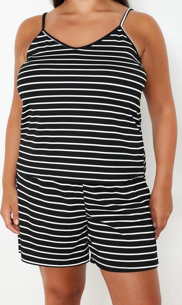 Tarz Rahat Büyük Beden Kolsuz Kol Boru Paça Çizgili İnce Asklı Örme Pijama Takımı - Image 1