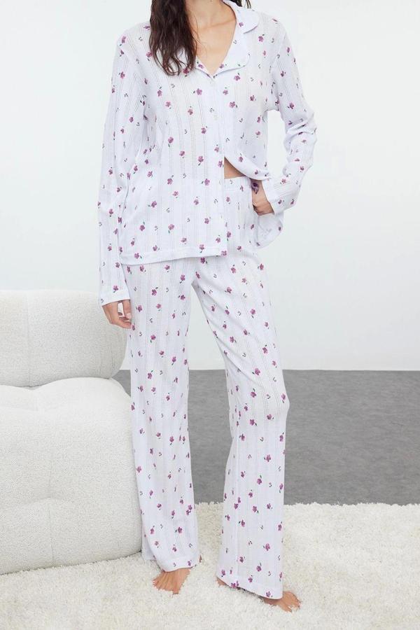 Tarz Rahat Uzun Kollu Boru Paça %100 Pamuklu Çiçekli Ajurlu Delikli Fitilli Örme Pijama Takımı - Image 1