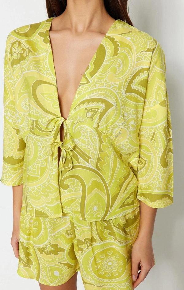 Tarz Rahat Uzun Kollu Boru Paça Desenli Bağlama Kurdeleli Viskon Dokuma Pijama Takımı - Image 1