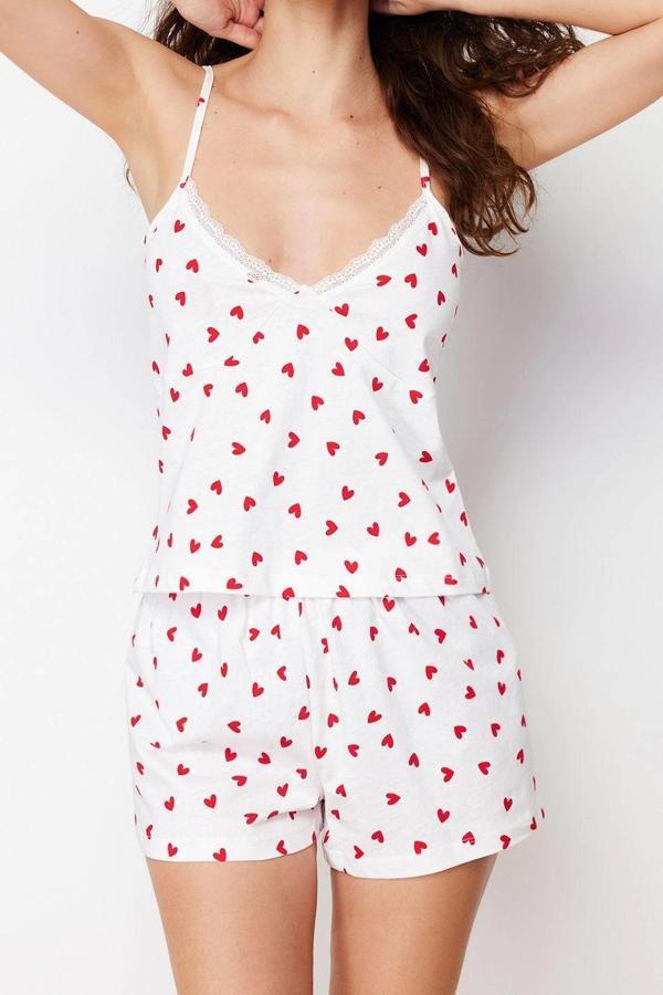 Tarz Rahat Kolsuz Kol Boru Paça Uçuk %100 Pamuklu Kalpli Dantel Detaylı İp Örme Pijama Takımı - Image 1