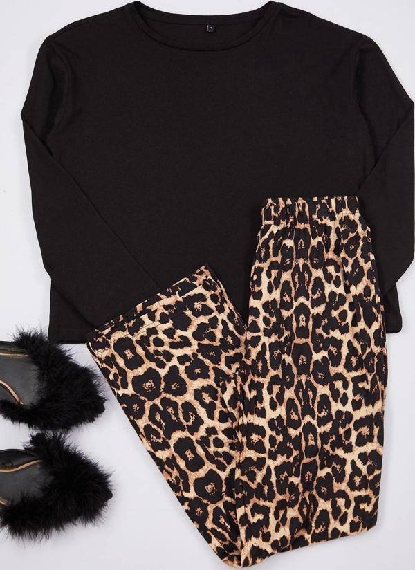 Tarz Rahat Uzun Kollu Geniş Paça %100 Pamuklu Leopar Desenli Örme Pijama Takımı - Image 1