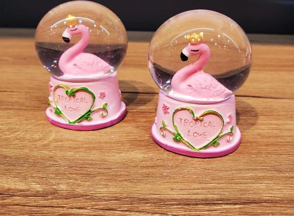 Mini Işıklı Flamingo Kar Küresi 1 Adet - Image 1