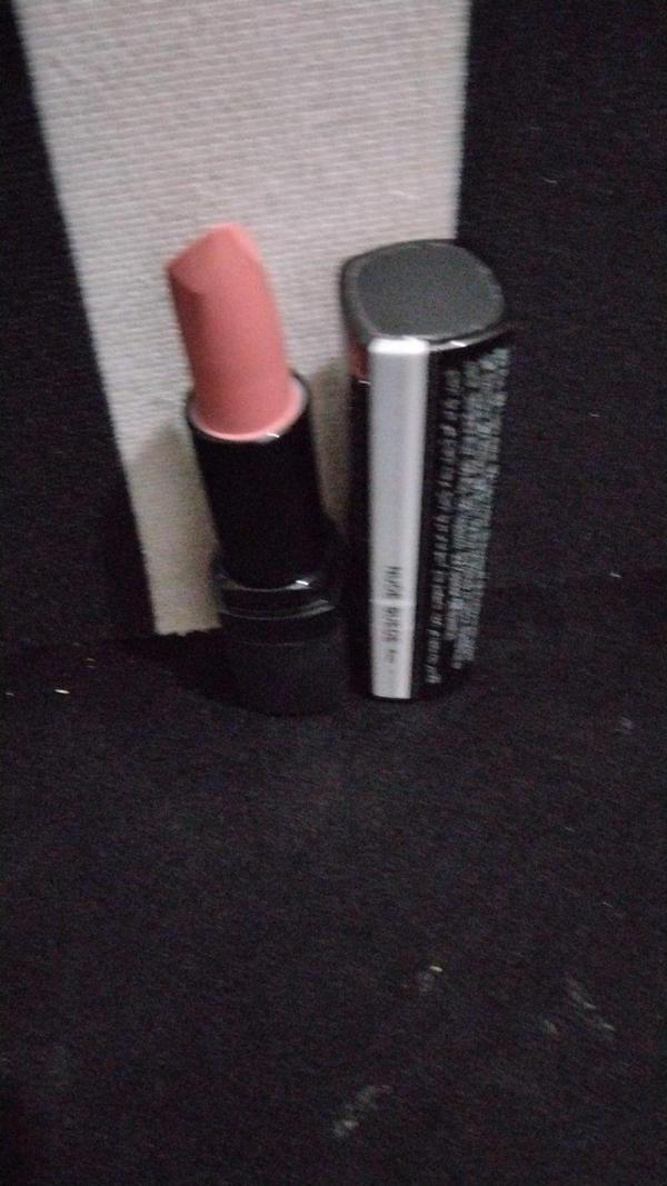 Avon Ultra Mat Ruj Nude Suede 1222636  - Image 1