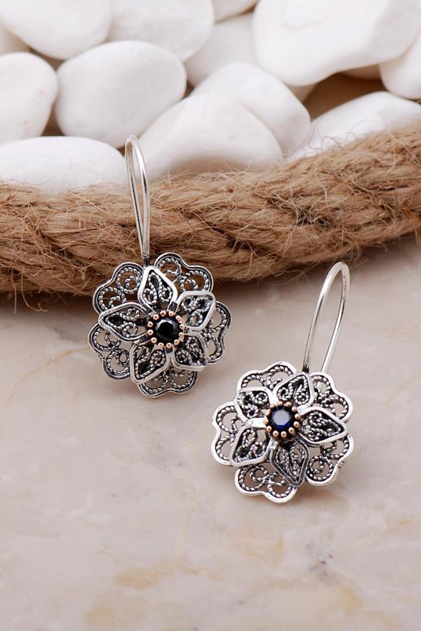 Safir Taşlı Telkari Elişi Gümüş Çiçek Küpe 5786 - Image 1