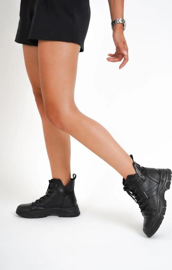 Guja 23K310-14 Kadın İçi Yünlü Kaymaz Taban Deri Bot - Image 1