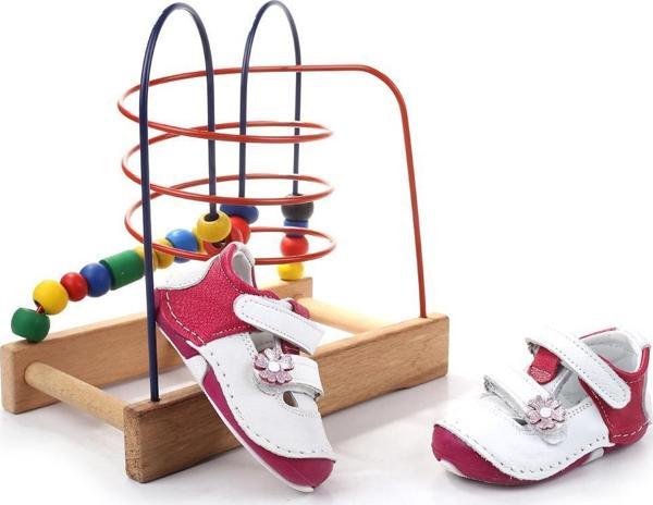 PapuçSepeti 3938 Rahat Ortopedik Taban Deri İlk Adım Kız Bebek Ayakkabısı - Image 1