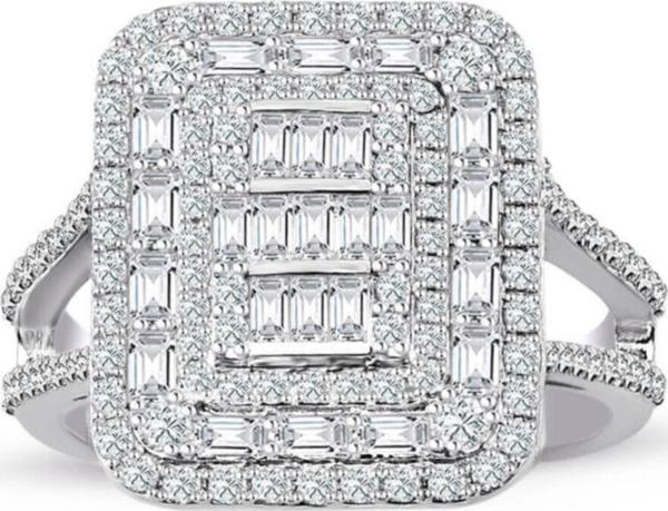 Lilarote Pırlanta 1.50 Ct Baget Pırlanta Modern Tasarım Yüzük - Image 1
