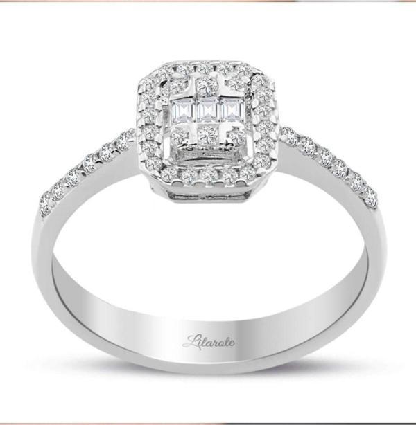 Lilarote Pırlanta 0.30 Ct Modern Tasarım Baget Kare Tektaş Yüzük - Image 1