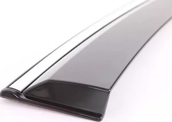 Volkswagen Jetta 2010-2017 Kromlu Cam Rüzgarlığı - Image 1