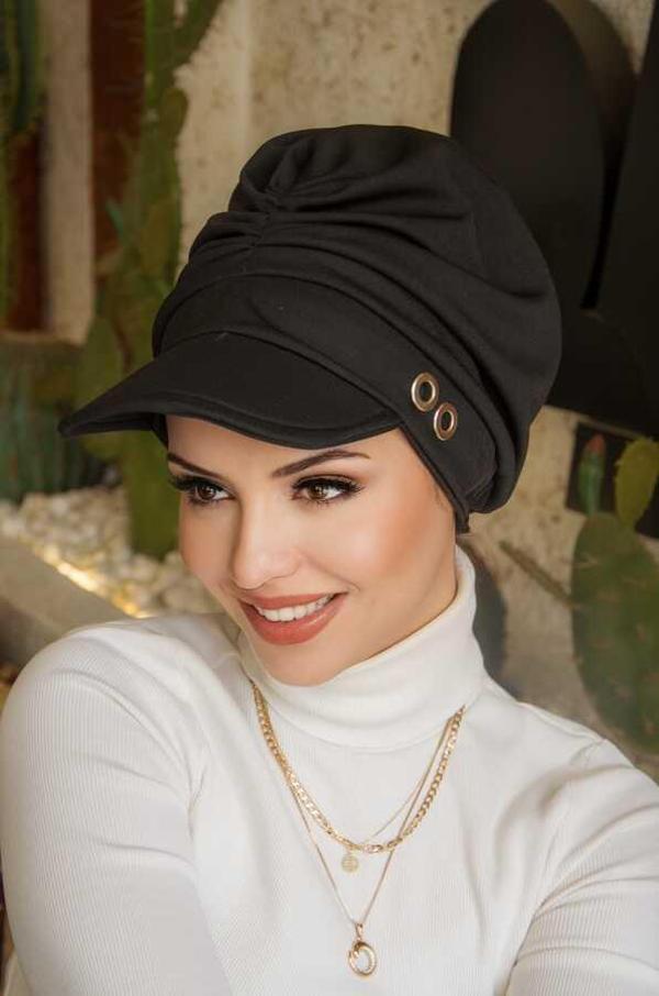 Siyah Metal Detaylı Tesettür Şapka Bone - Image 1