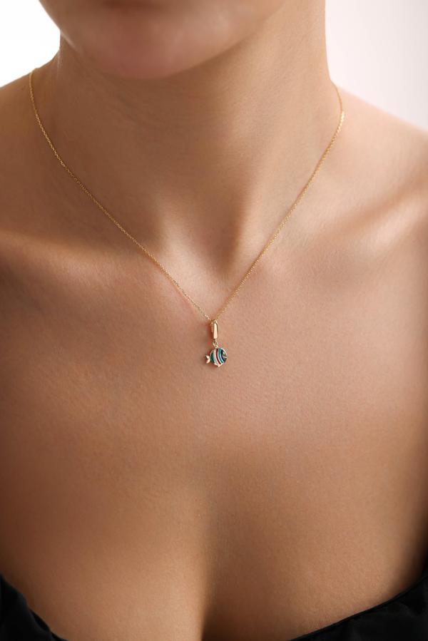 Mineli Roundy Mix Balık Kilitli Charm Kolye - Image 1