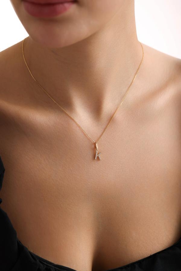 Taşlı K Harf Kilitli Charm Kolye - Image 1