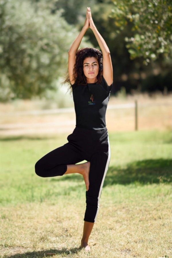 The Champ Clothing Brush Yoga Art Tasarım Baskılı Siyah Kadın T-Shirt - Image 1
