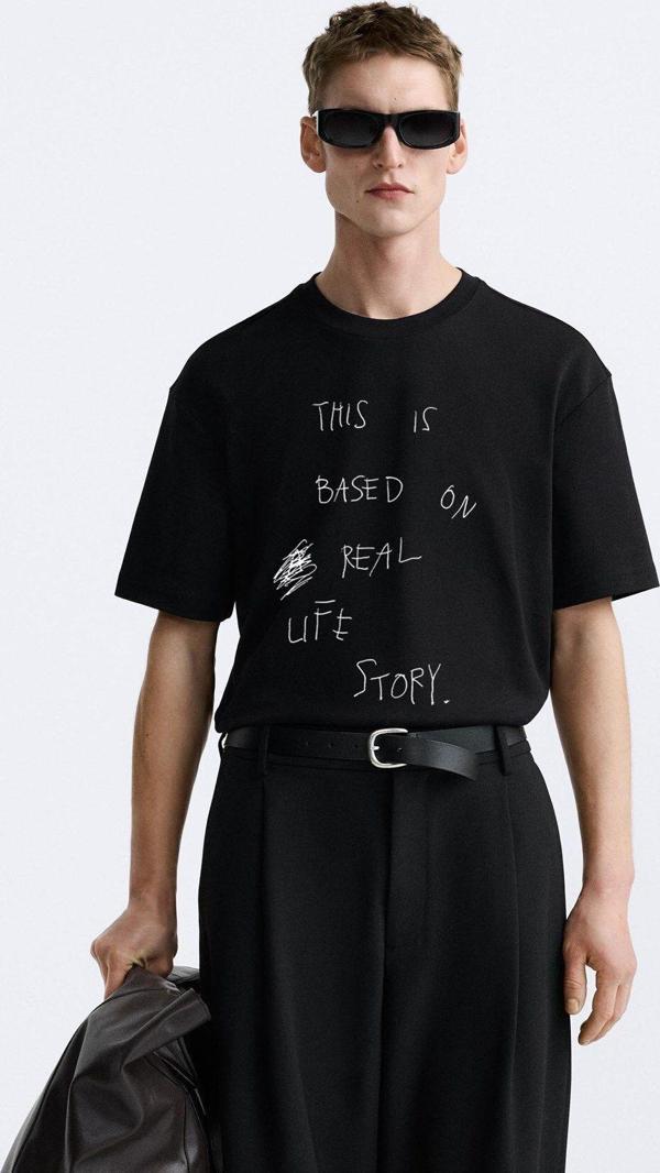 The Champ Clothing Bisiklet Yaka This Is Based On Real Life Story Baskılı Oversize Siyah Erkek T-Shirt - Image 1