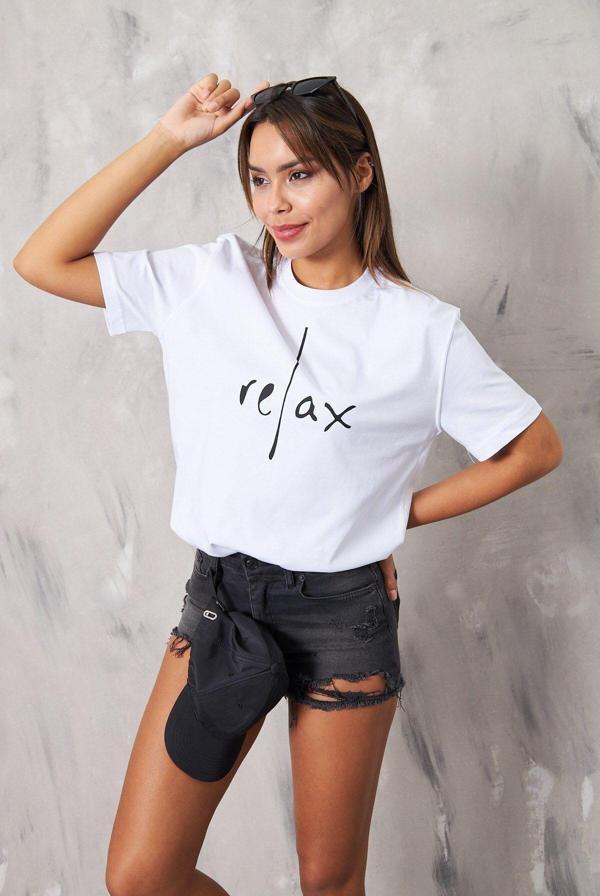 The Champ Clothing Relax Yazılı Beyaz Kadın T-Shirt - Image 1