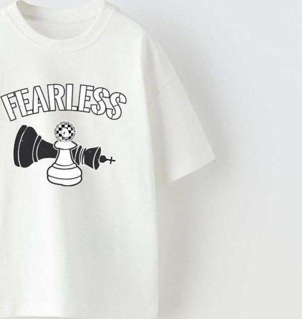 The Champ Clothing Fearless Yazılı Satranç Tasarım Baskılı Beyaz Çocuk T-Shirt - Image 1