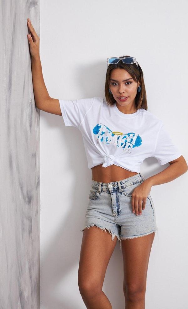 The Champ Clothing Teache Peace Yazılı Kanat Tasarım Baskılı Beyaz Kadın T-Shirt - Image 1