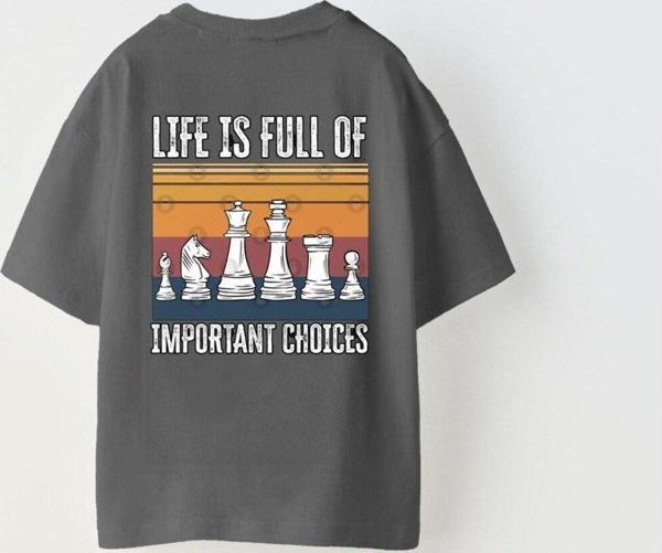 The Champ Clothing The Champ Life Is Full Of Important Choices Yazılı Satranç Tasarım Baskılı Füme Çocuk T-Shirt - Image 1