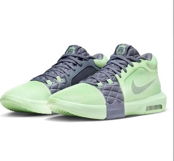 Nike FB2239-300 Lebron Witness VIII Erkek Basketbol Ayakkabısı - Image 1