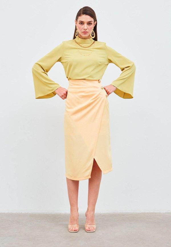 Düğme Aksesuarlı Saten Krep Etek - Sarı - Image 1