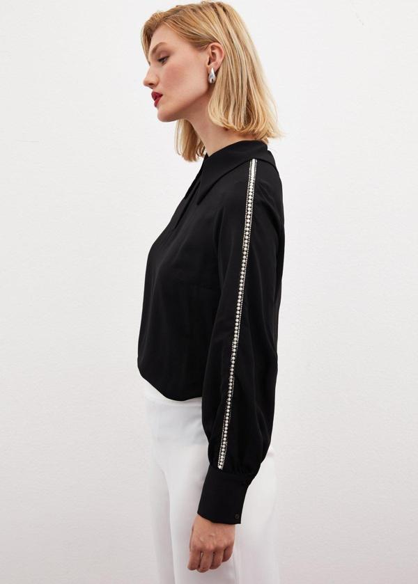 Kolları İnci Detaylı Bluz - Siyah - Image 1