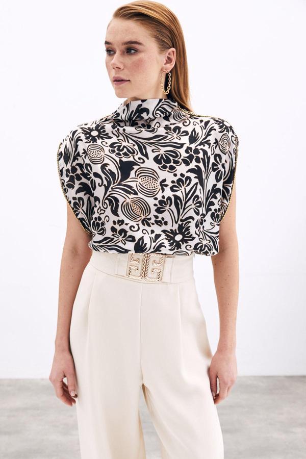 Aksesuarlı Yarasa Kol Bluz - Siyah - Image 1