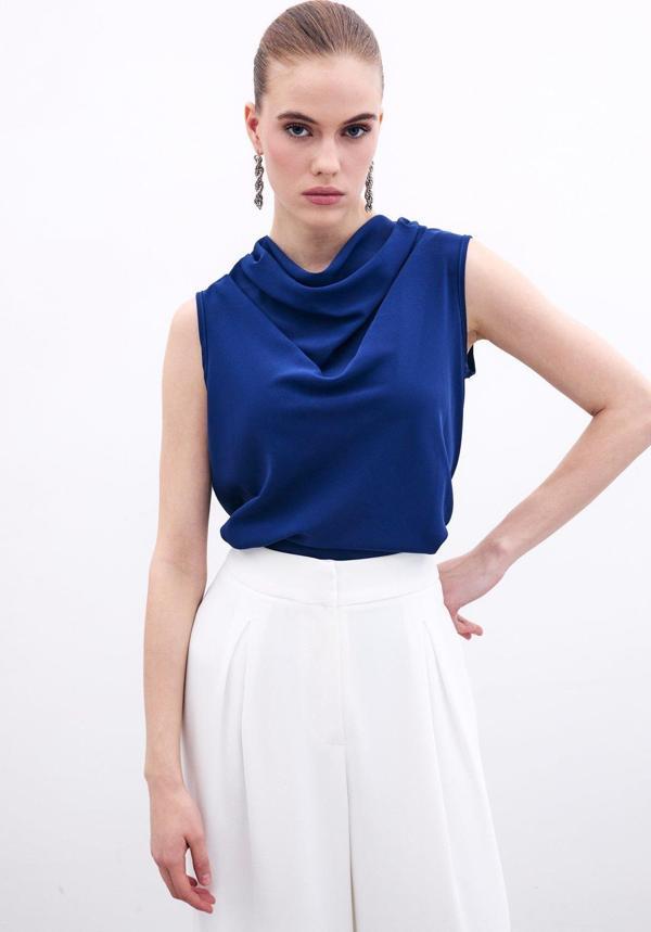 Degaje Yaka Kolsuz Bluz - Lacivert - Image 1