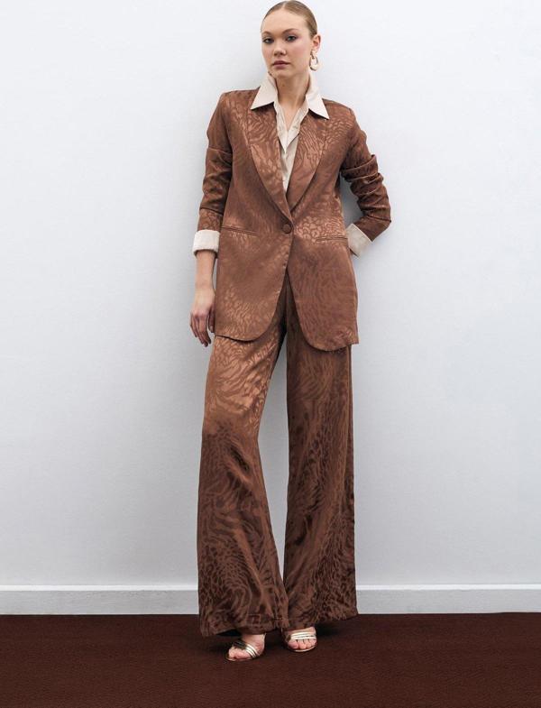 Desenli Saten Pantolon - Kahve - Image 1