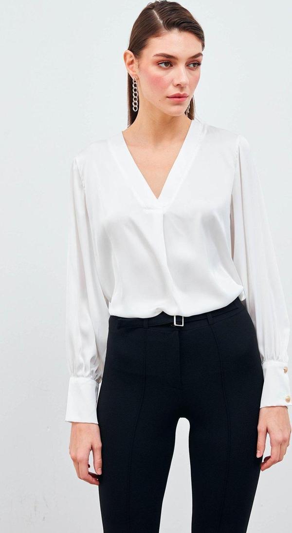 V Yaka Saten Bluz - Ekru - Image 1