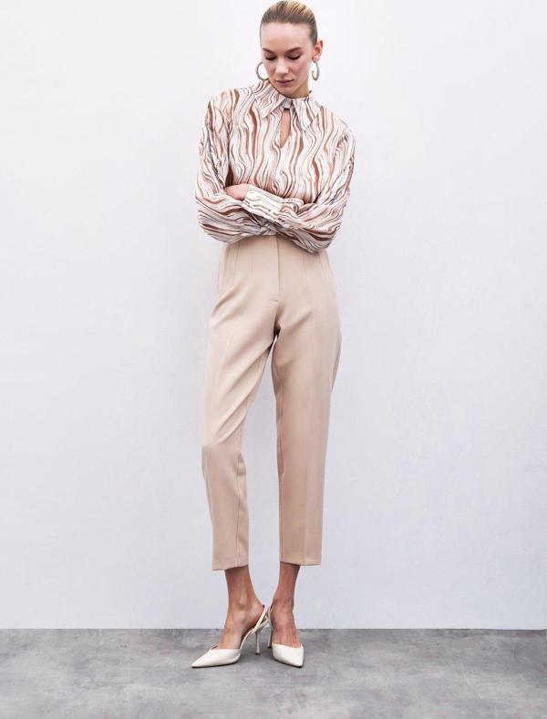 Yüksek Bel Pensli Pantolon - Bej - Image 1