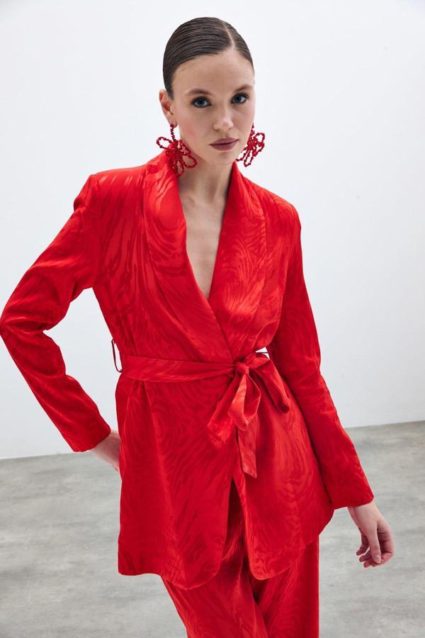 Kuşaklı Desenli Uzun Ceket - Kırmızı - Image 1